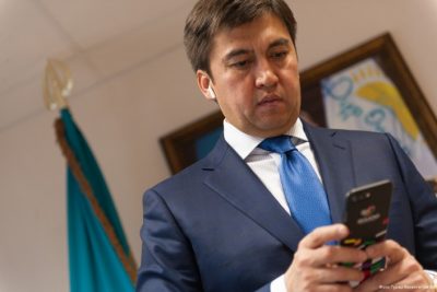 «МЕКТЕП АСХАНАЛАРЫН ТЕКСЕРУ КЕРЕК…» Әбдірахымовқа әлеуметтік желі арқылы тұрғындар не деп жатыр? «МЕКТЕП АСХАНАЛАРЫН ТЕКСЕРУ КЕРЕК…» Әбдірахымовқа әлеуметтік желі арқылы тұрғындар не деп жатыр?