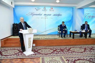 ШЫМКЕНТТЕ «МӘРТЕБЕЛІ ПОЭЗИЯ МІНБЕРІ» БАҒДАРЛАМАСЫ БАСТАУ АЛДЫ ШЫМКЕНТТЕ «МӘРТЕБЕЛІ ПОЭЗИЯ МІНБЕРІ» БАҒДАРЛАМАСЫ БАСТАУ АЛДЫ